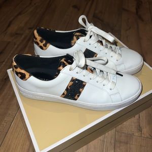 MK sneakers size 8